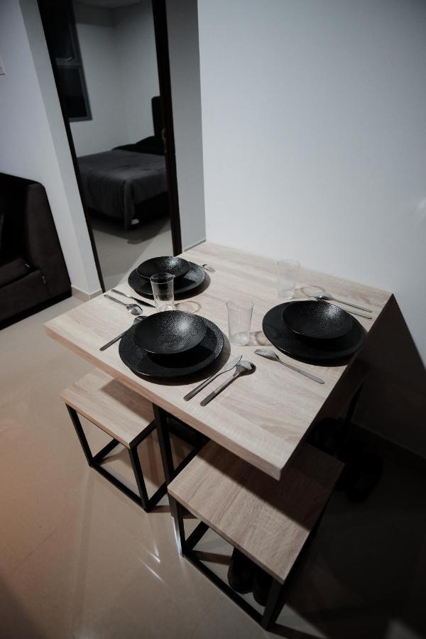 2 Bedrooms - Royal Olive Apartment - Pejaten South Of Jakarta Eksteriør bilde